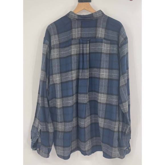 Saddlebred Blue and Gray Plaid Casual Button Down Shirt - Picture 10 of 11